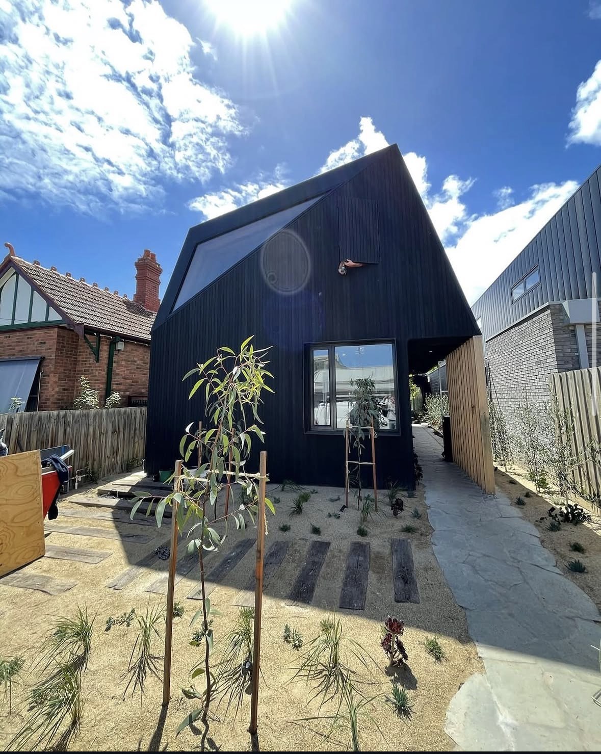 Windsor residence with sculptural dark exterior